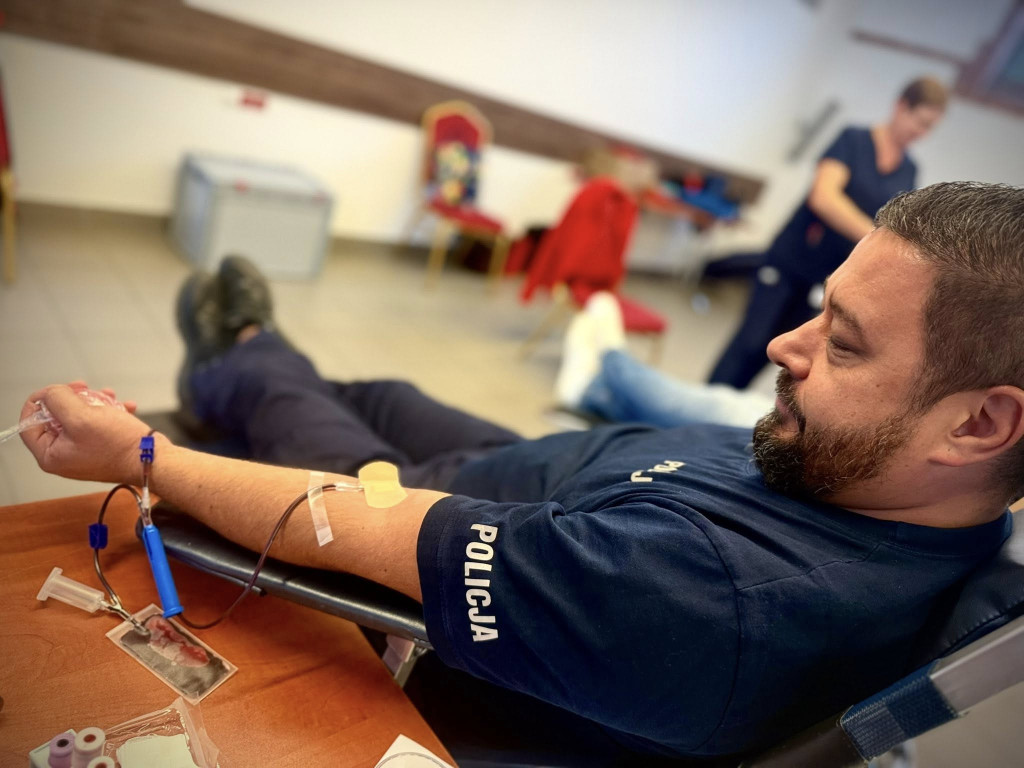 Policjanci z Ostródy oddali krew dla potrzebujących