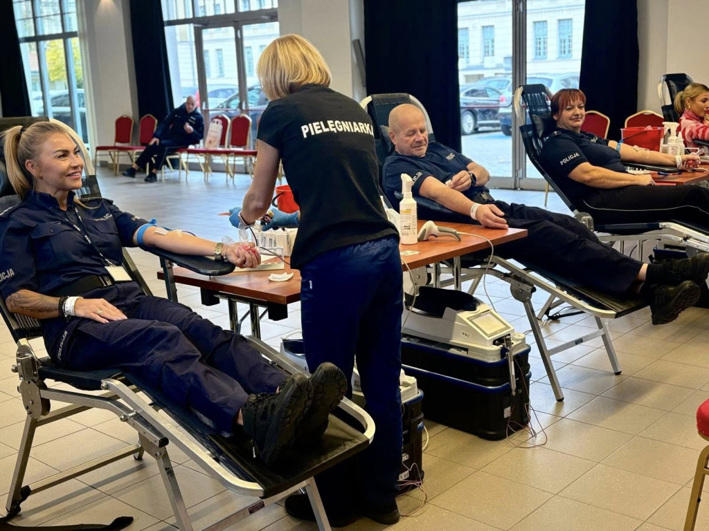 Policjanci z Ostródy oddali krew dla potrzebujących