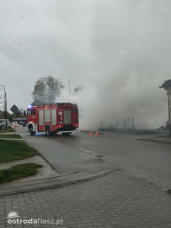 Pożar autobusu przy ul. Sobieskiego w Ostródzie