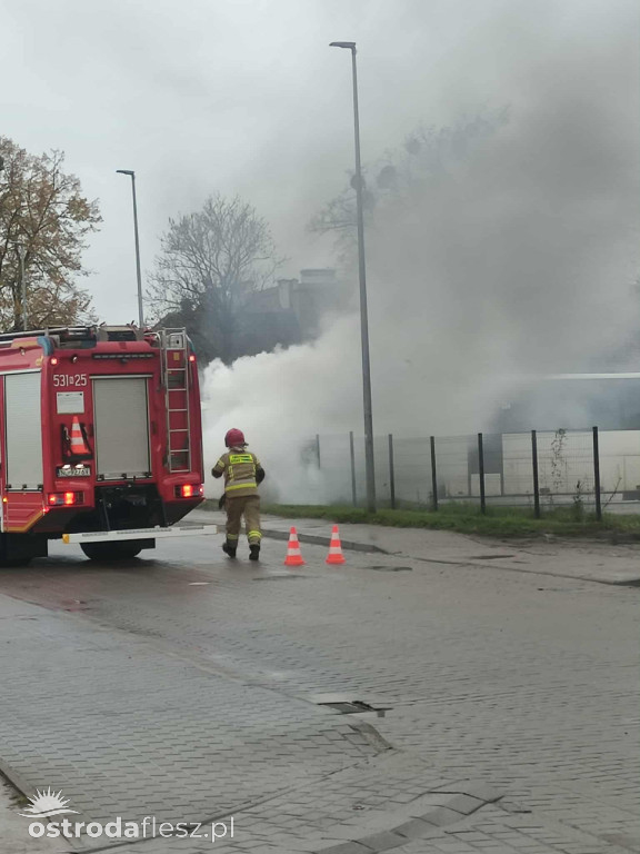 Pożar autobusu przy ul. Sobieskiego w Ostródzie