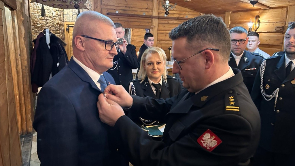 MEDAL DLA BURMISTRZA ZA ZASŁUGI DLA POŻARNICTWA