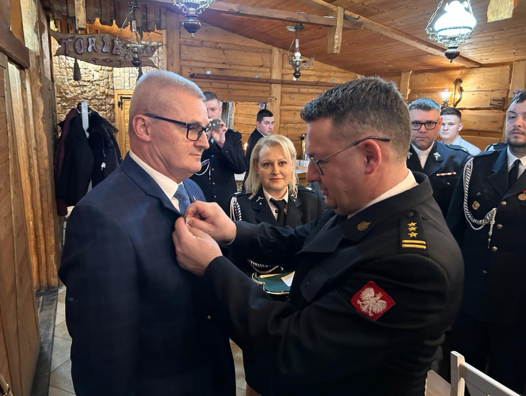 MEDAL DLA BURMISTRZA ZA ZASŁUGI DLA POŻARNICTWA