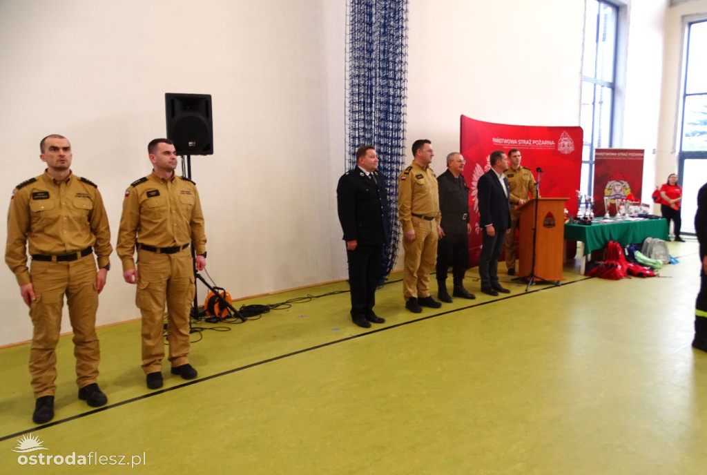 I POWIATOWE HALOWE MŁODZIEŻOWE ZAWODY POŻARNICZE