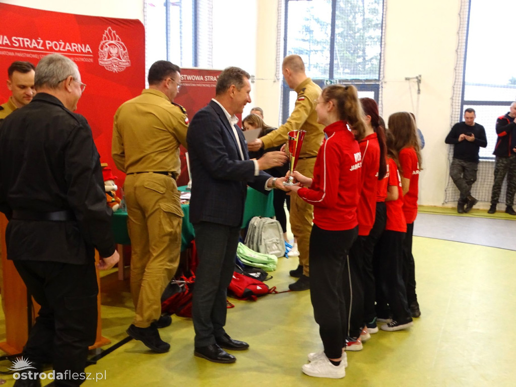 I POWIATOWE HALOWE MŁODZIEŻOWE ZAWODY POŻARNICZE