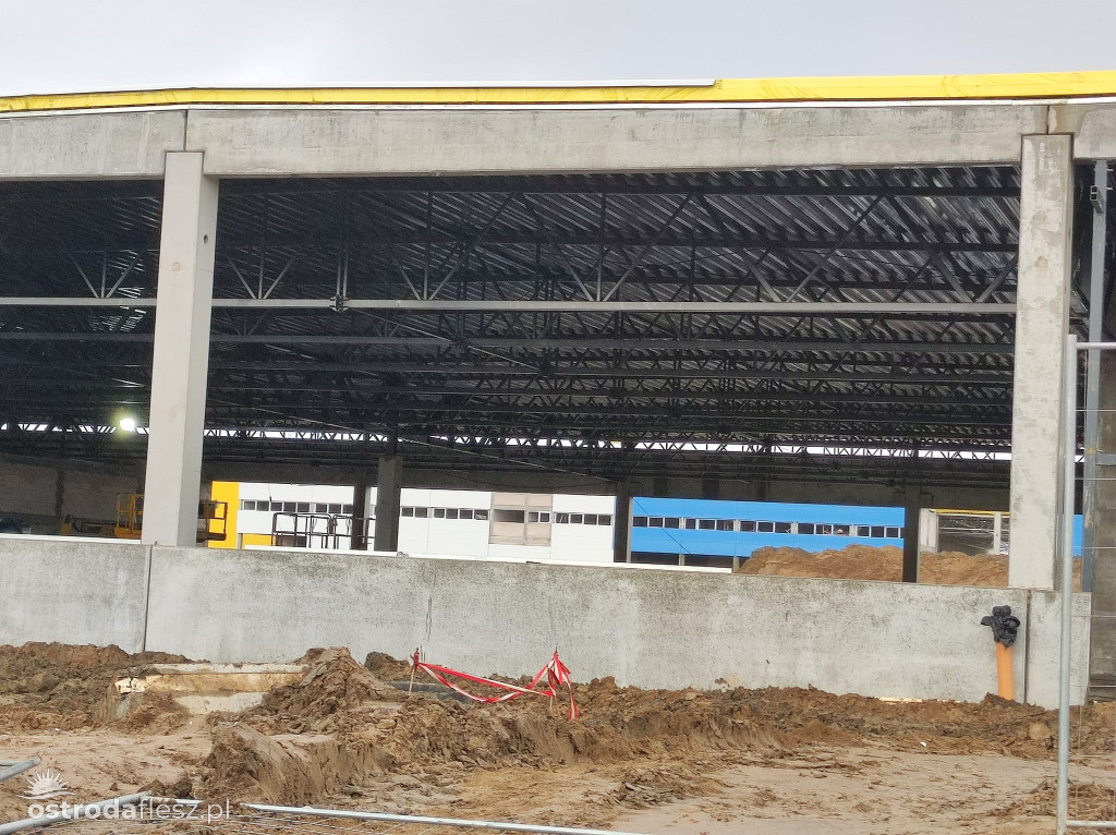 POSTĘPY BUDOWY CENTRUM HANDLOWEGO BIG OSTRÓDA