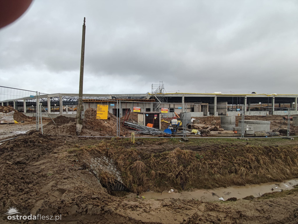 POSTĘPY BUDOWY CENTRUM HANDLOWEGO BIG OSTRÓDA