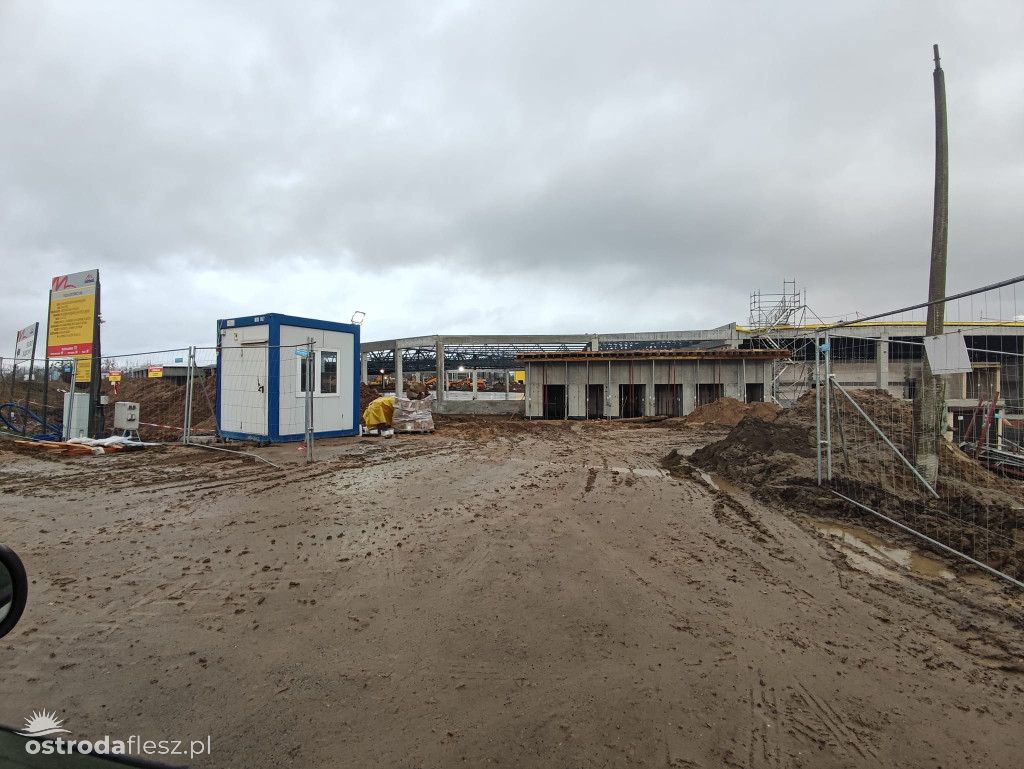 POSTĘPY BUDOWY CENTRUM HANDLOWEGO BIG OSTRÓDA