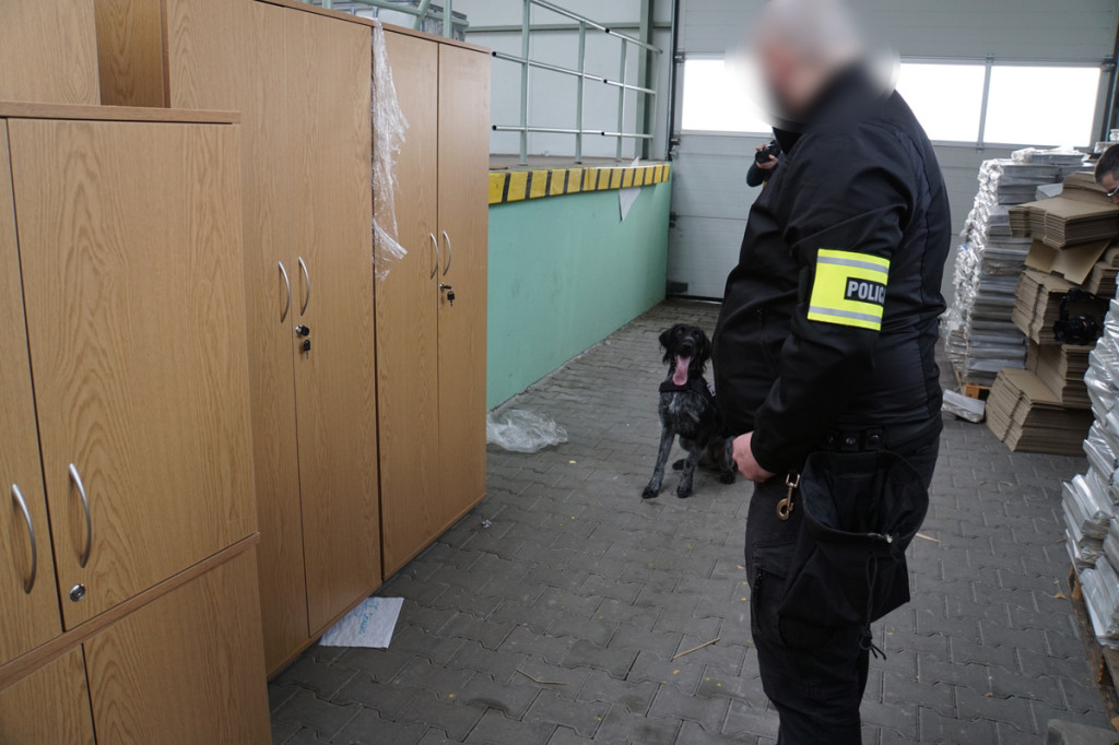 SZKOLENIE PRZEWODNIKÓW PSÓW SŁUŻB MUNDUROWYCH