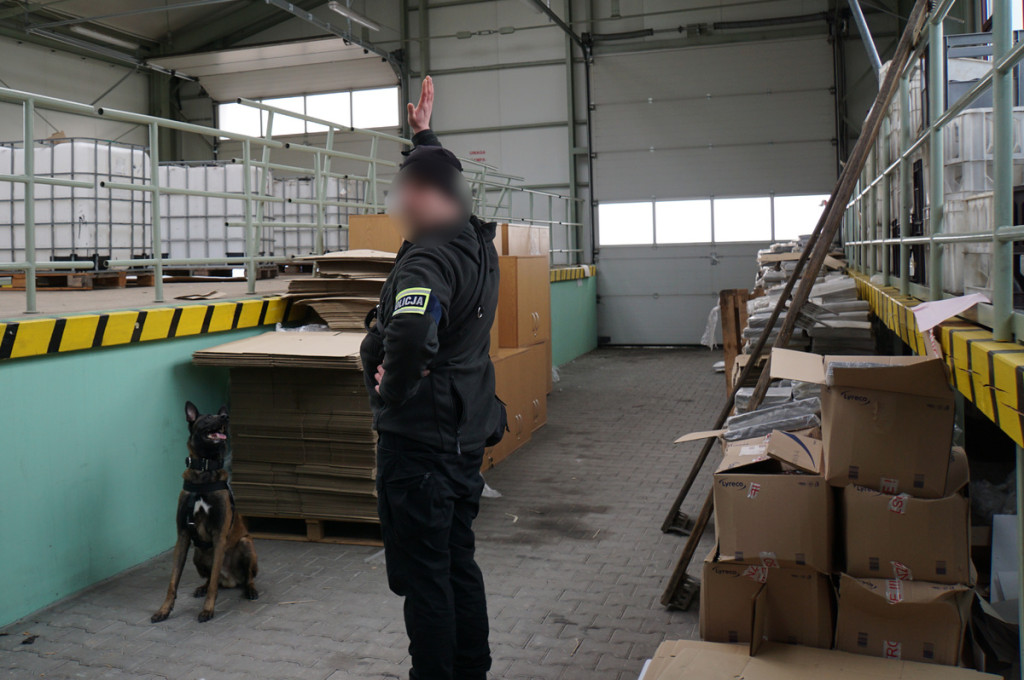SZKOLENIE PRZEWODNIKÓW PSÓW SŁUŻB MUNDUROWYCH
