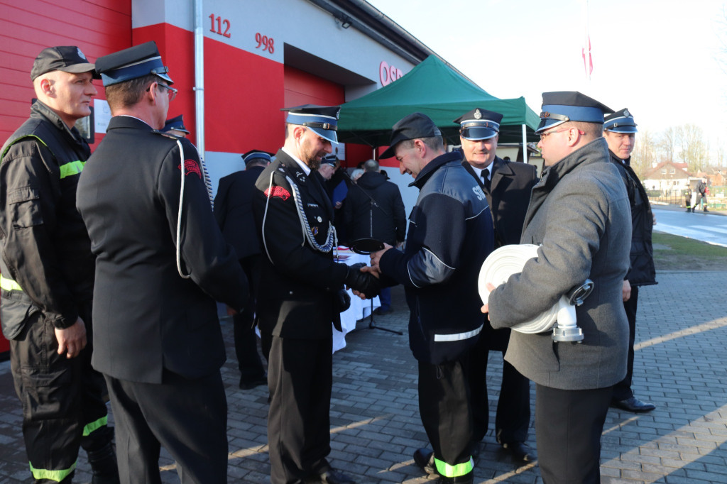 OSP Reszki otrzymało nowy wóz strażacki i garaż