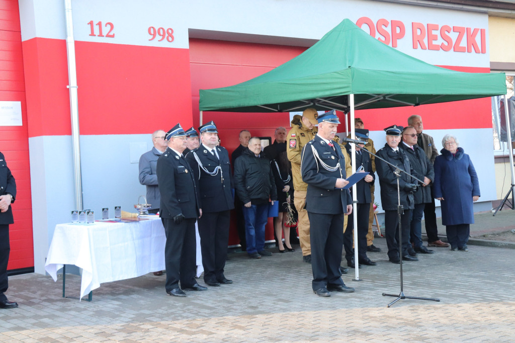 OSP Reszki otrzymało nowy wóz strażacki i garaż
