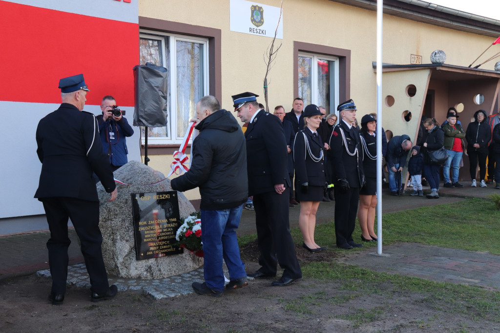OSP Reszki otrzymało nowy wóz strażacki i garaż