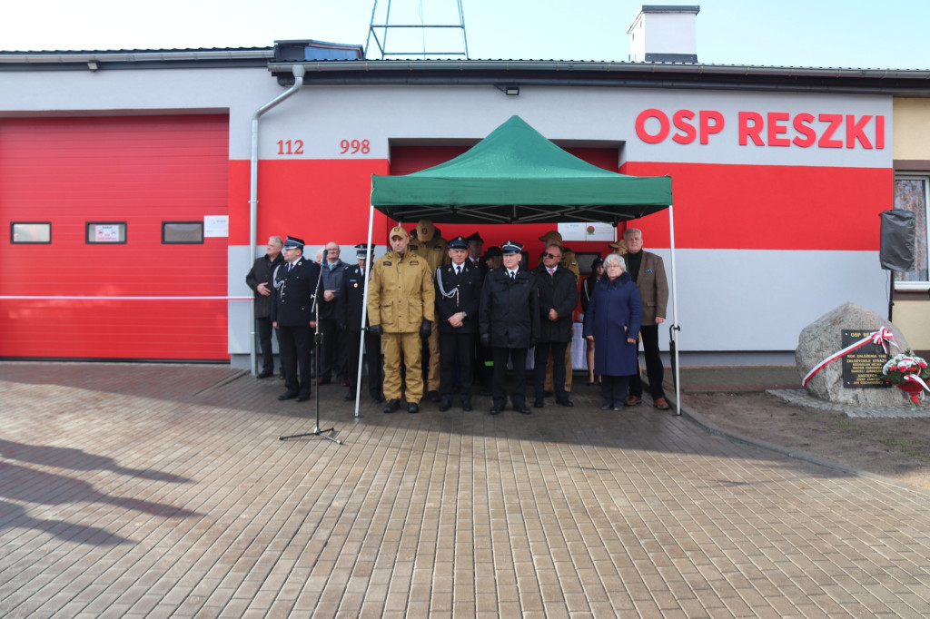 OSP Reszki otrzymało nowy wóz strażacki i garaż