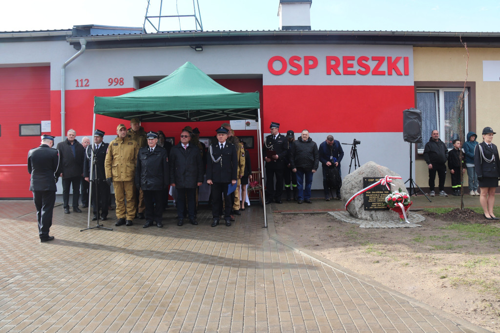 OSP Reszki otrzymało nowy wóz strażacki i garaż