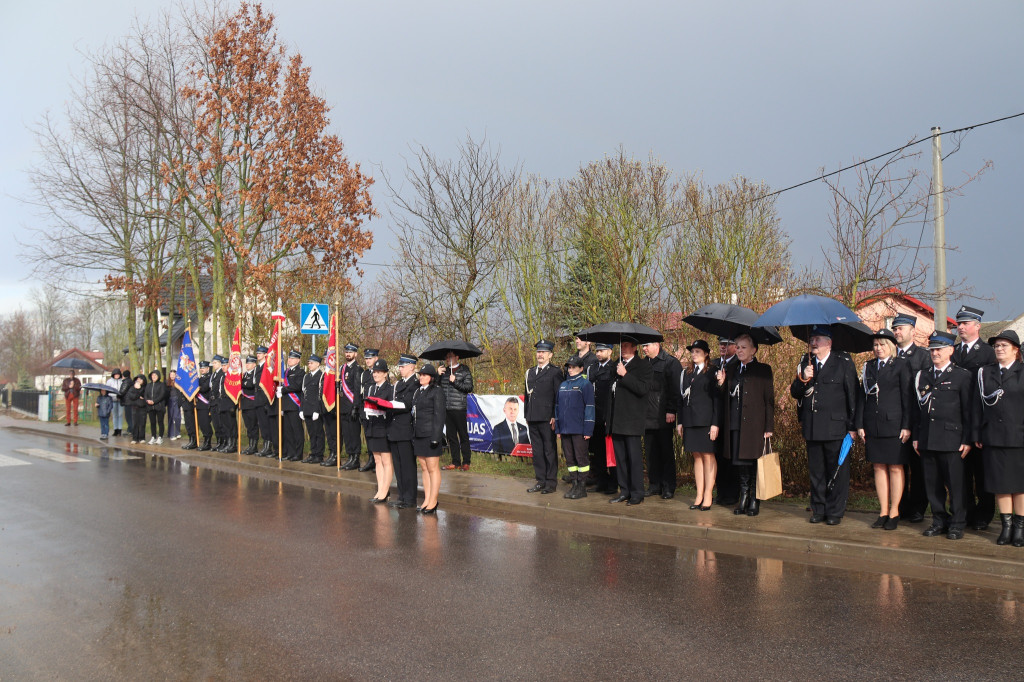 OSP Reszki otrzymało nowy wóz strażacki i garaż