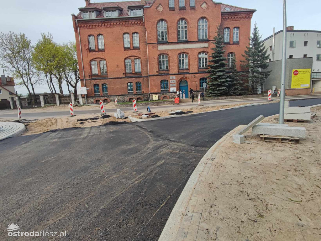 Trwają prace przy rondzie Olsztyńska/Mickiewicza