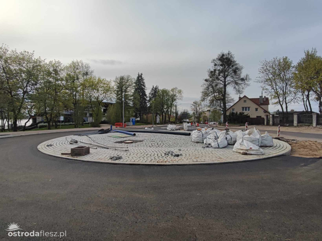 Trwają prace przy rondzie Olsztyńska/Mickiewicza