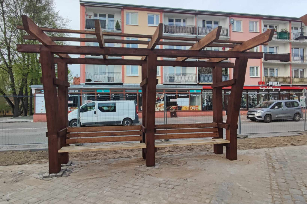 Ostróda: Jak postępują prace na Placu Tysiąclecia?