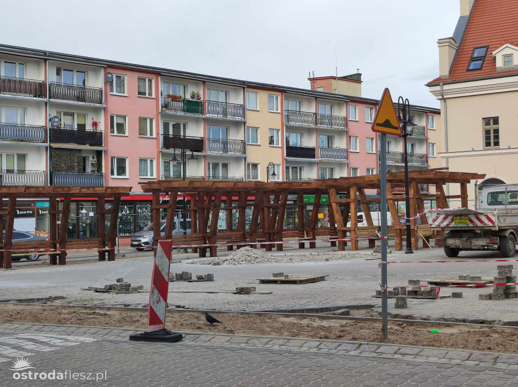 Ostróda: Jak postępują prace na Placu Tysiąclecia?