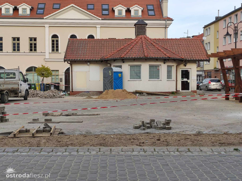 Ostróda: Jak postępują prace na Placu Tysiąclecia?
