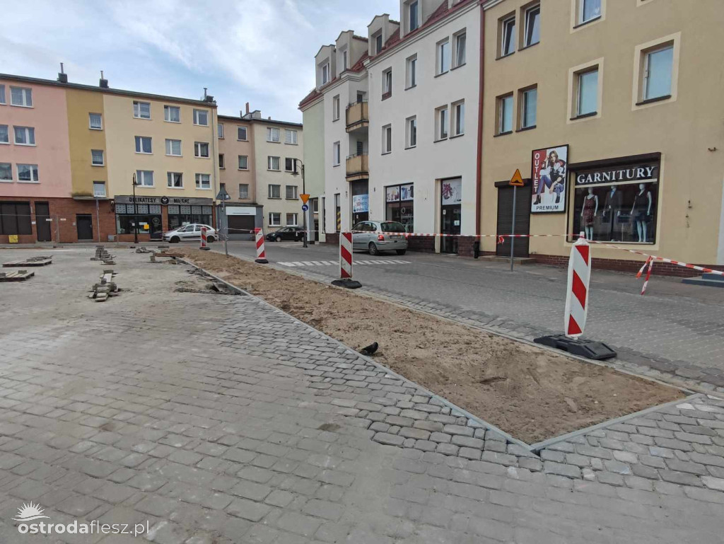 Ostróda: Jak postępują prace na Placu Tysiąclecia?