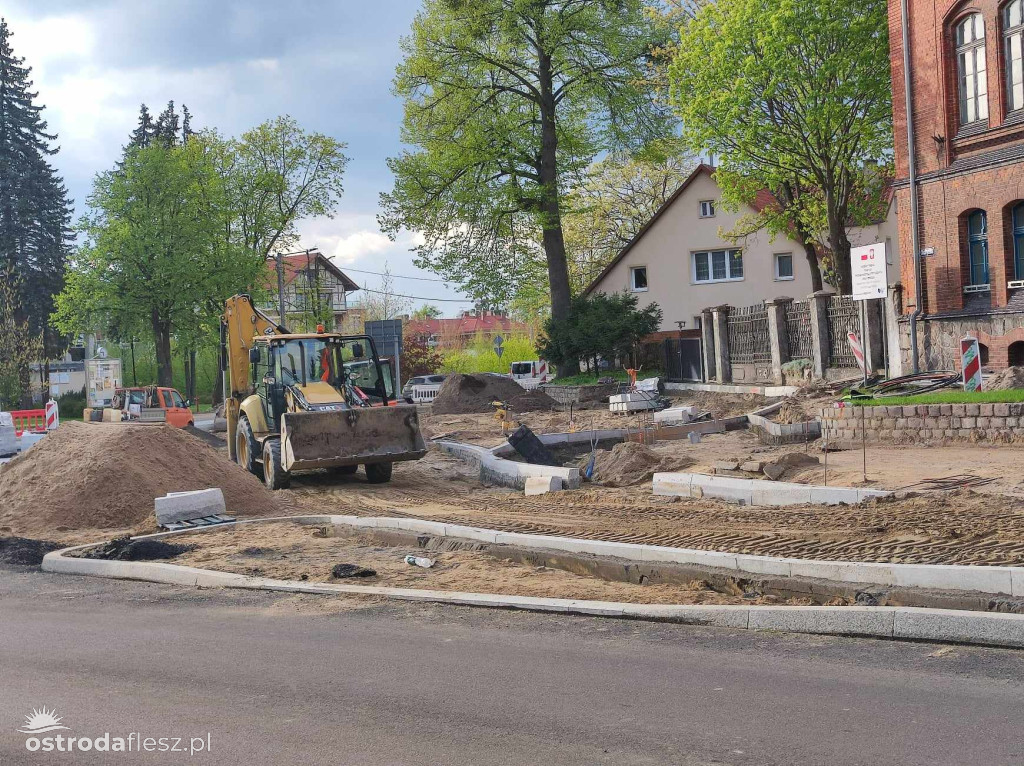 Postęp prac na budowie ronda Mickiewicza/Olsztyńska