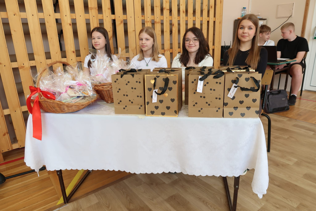 Miejski Konkurs Pieśni Patriotycznej w Kornelówce