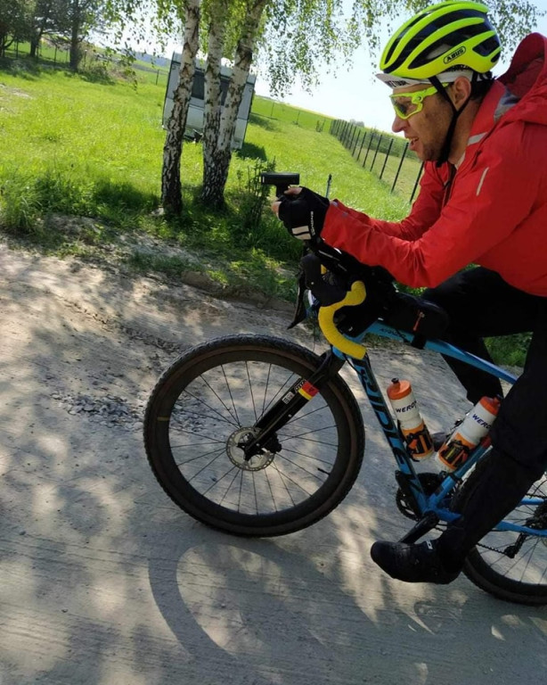 600 km rowerem bez snu M. Pietrzaka i A. Guzewicza