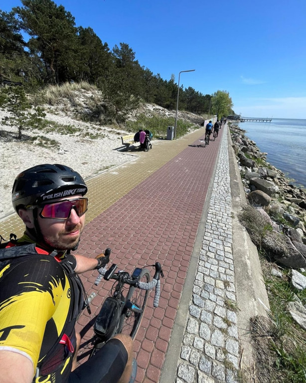 600 km rowerem bez snu M. Pietrzaka i A. Guzewicza