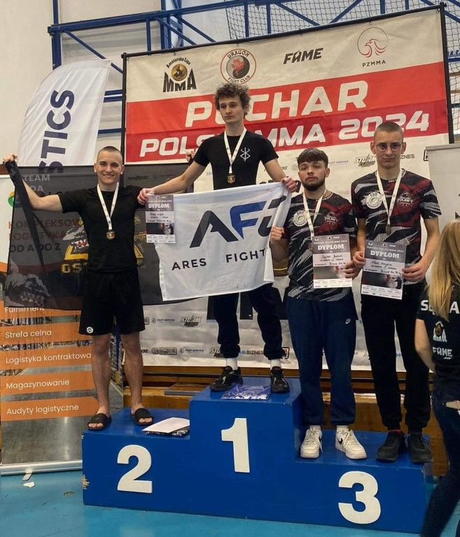 5 medali MMA Team Ostróda na Pucharze Polski ALMMA