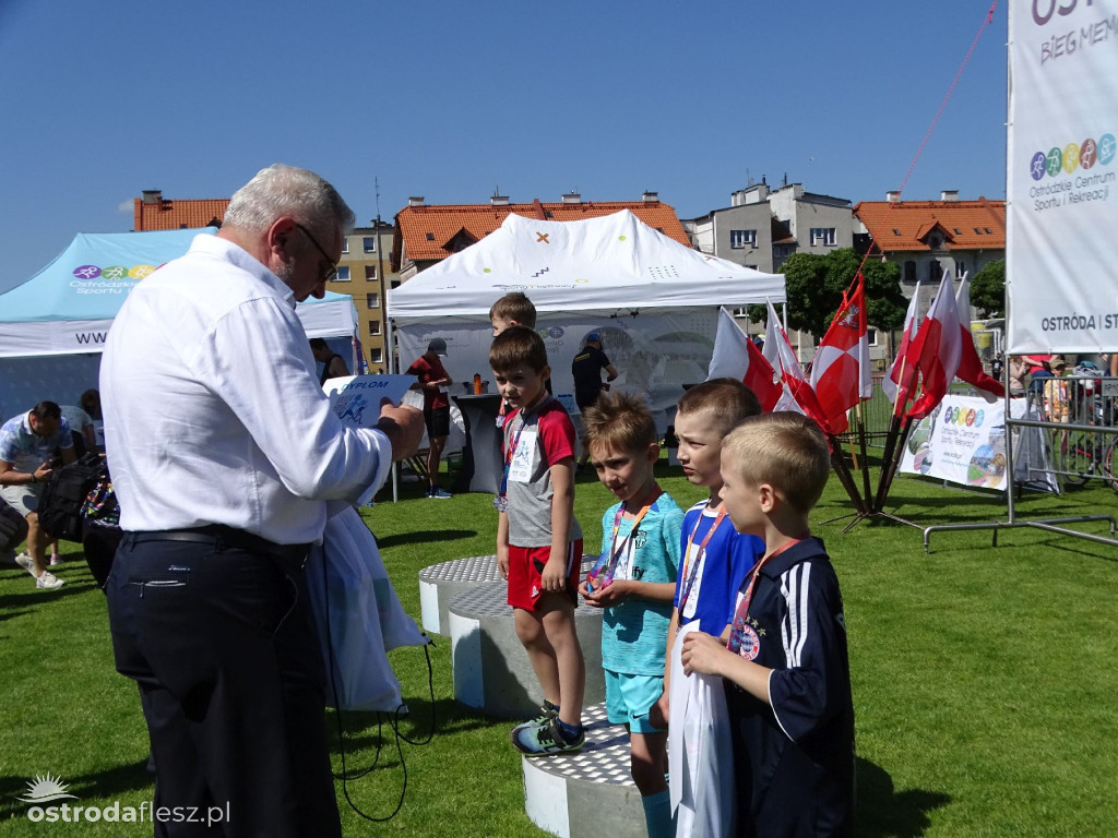 Wielkie emocje w biegach przedszkolaków