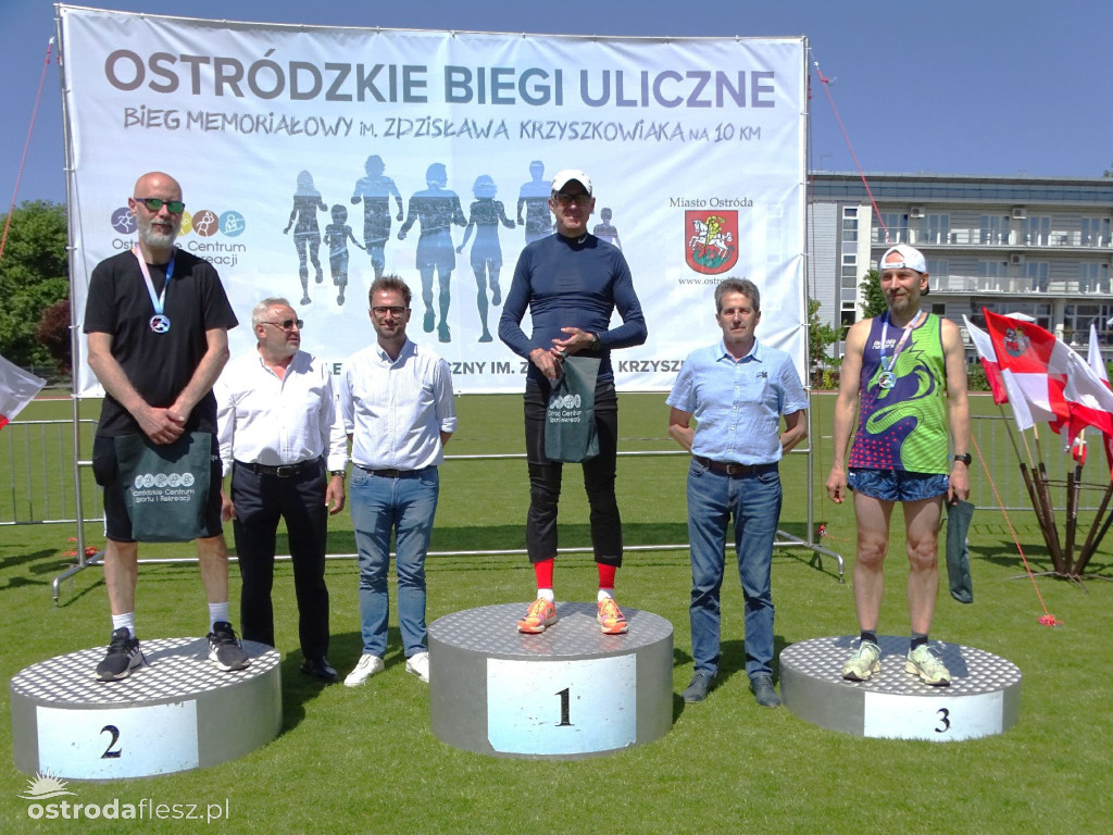 Bieg memoriałowy Ostródzkich Biegów Ulicznych foto