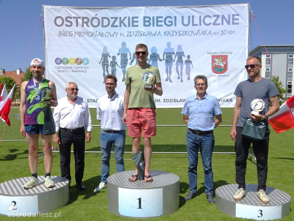 Bieg memoriałowy Ostródzkich Biegów Ulicznych foto