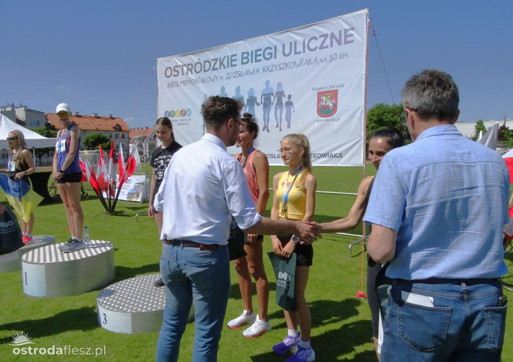 Bieg memoriałowy Ostródzkich Biegów Ulicznych foto