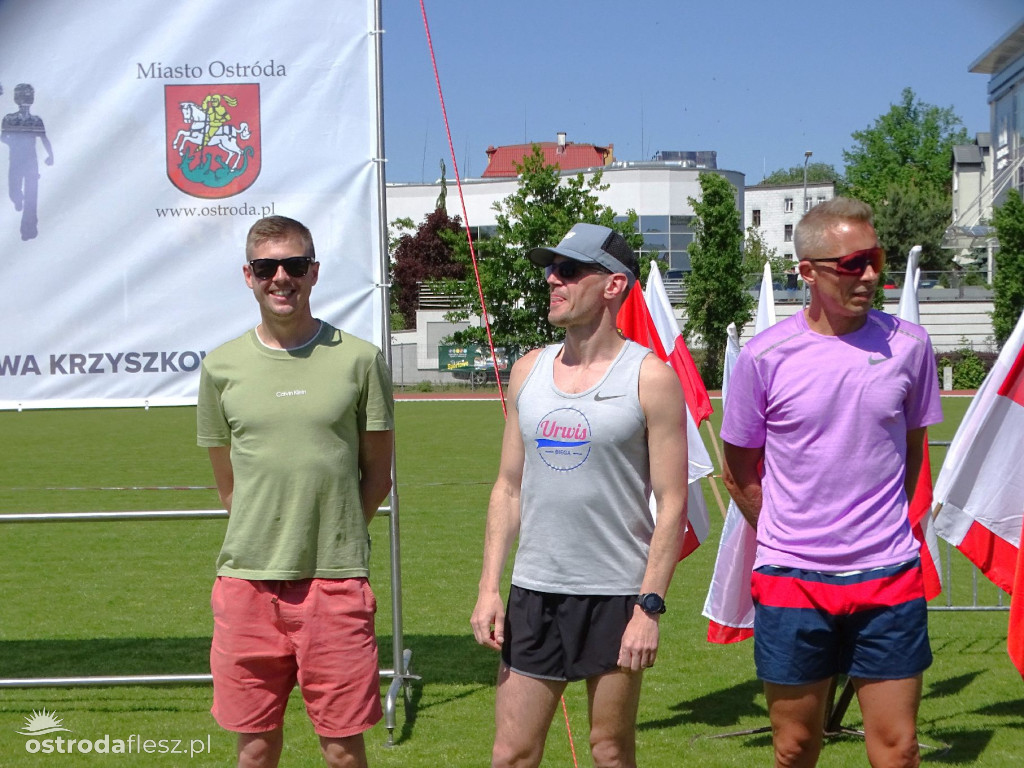 Bieg memoriałowy Ostródzkich Biegów Ulicznych foto