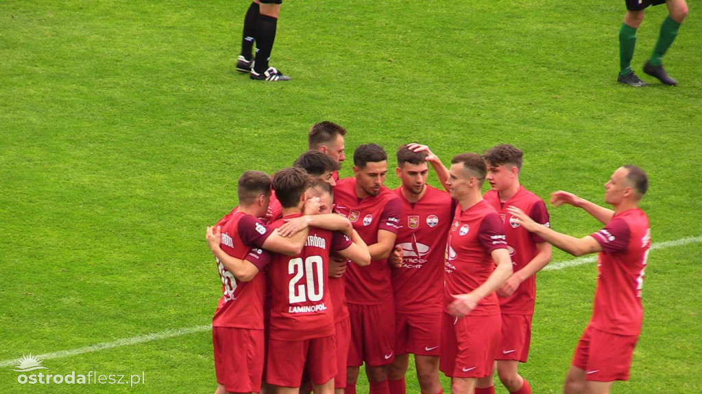 Sokół Ostróda wygrywa z Ossą Biskupiec (foto)