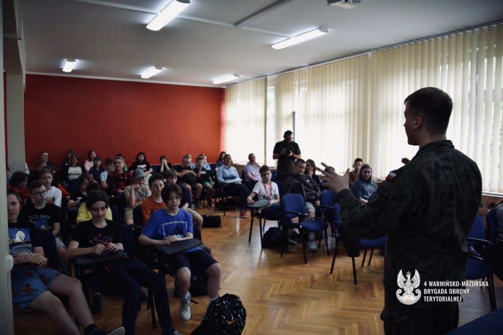 Edukacja z wojskiem w SP w Durągu i Olsztynie