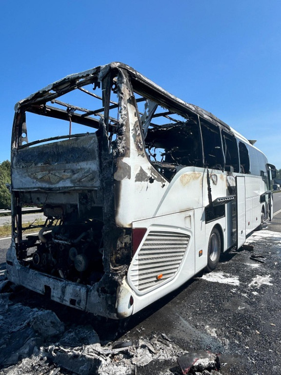 Pożar autobusu z dziećmi na S5 na trasie Ostróda
