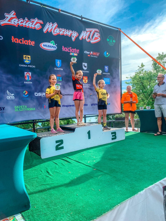 10 medali - to łup Ostróda Sport Team w Mrągowie