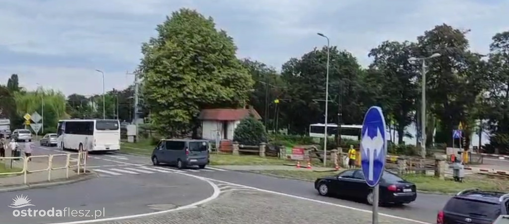Zamknięto przejazd kolejowy w Ostródzie na ul...