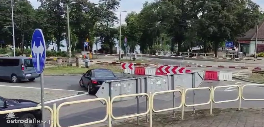 Zamknięto przejazd kolejowy w Ostródzie na ul...