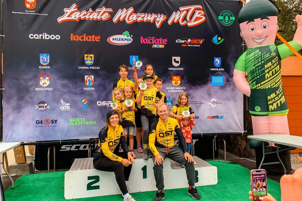 14 medali kolarzy Ostróda Sport Team w Mikołajkach