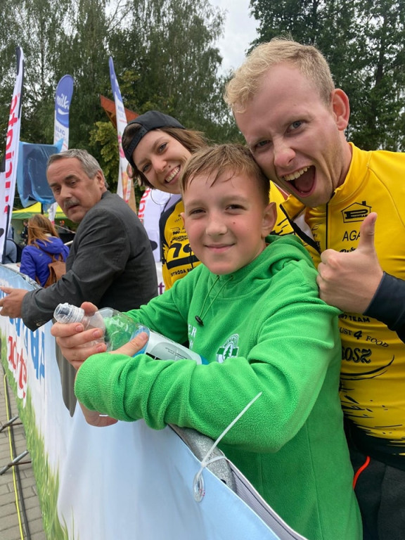 14 medali kolarzy Ostróda Sport Team w Mikołajkach