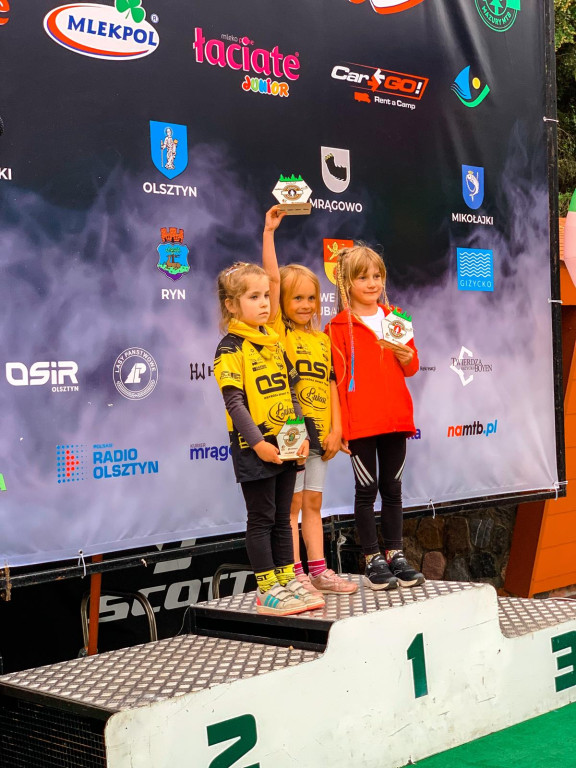 14 medali kolarzy Ostróda Sport Team w Mikołajkach