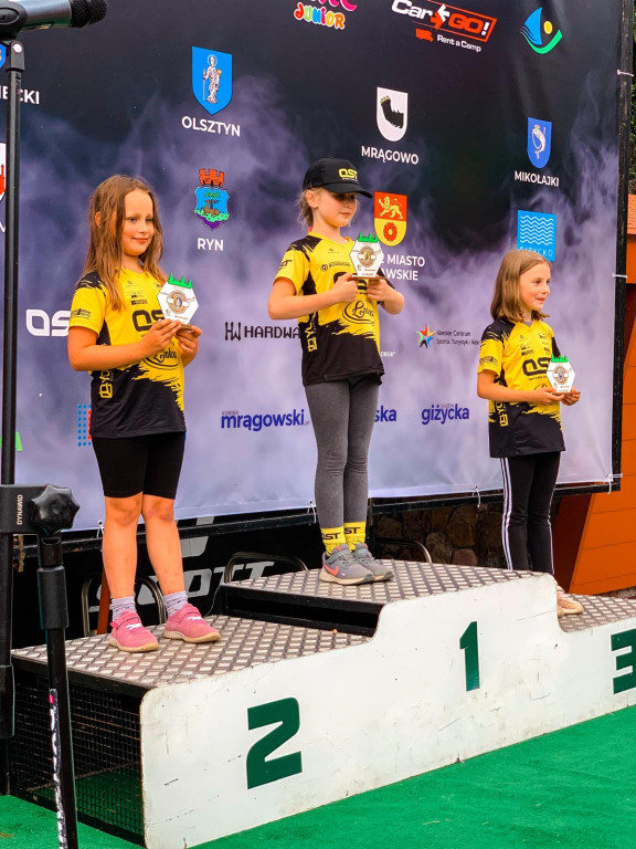 14 medali kolarzy Ostróda Sport Team w Mikołajkach