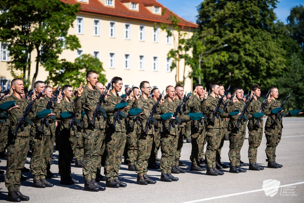 Przysięga żołnierzy w Morągu