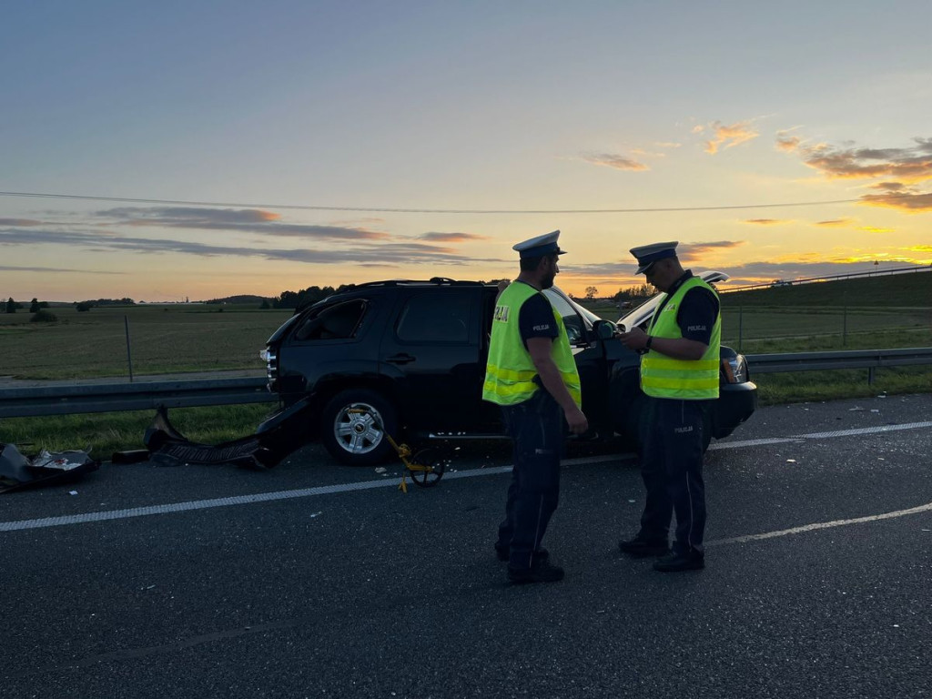 Duży wypadek autobusu i 2 osobówek na S7! Są ranni