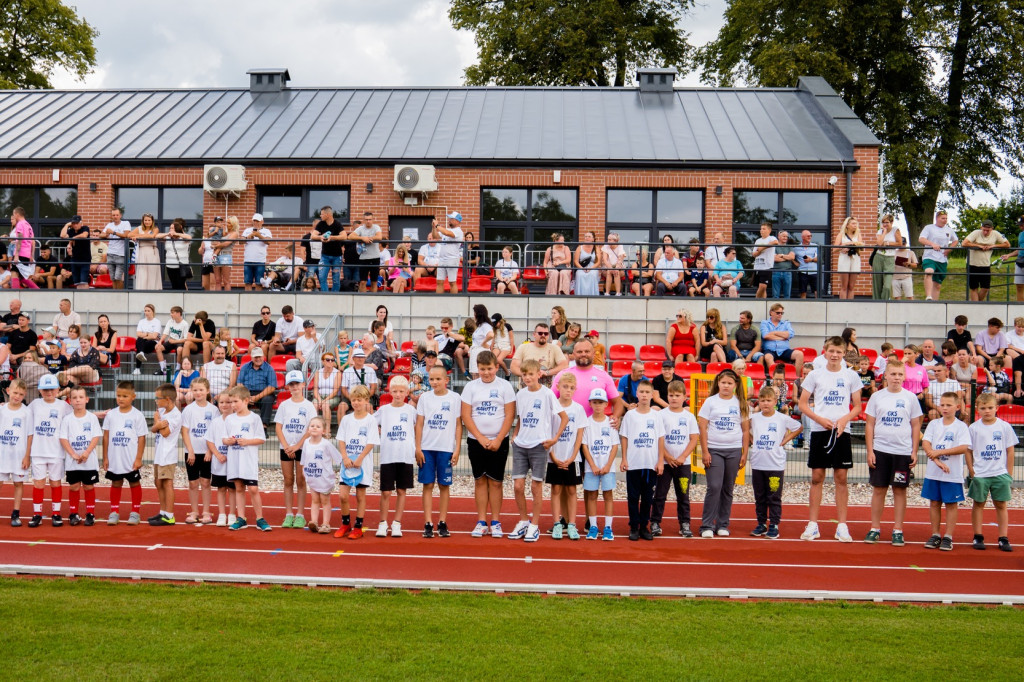 Pierwszy mecz na nowym stadionie w Małdytach!