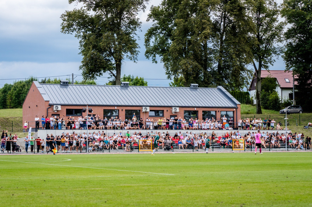 Pierwszy mecz na nowym stadionie w Małdytach!