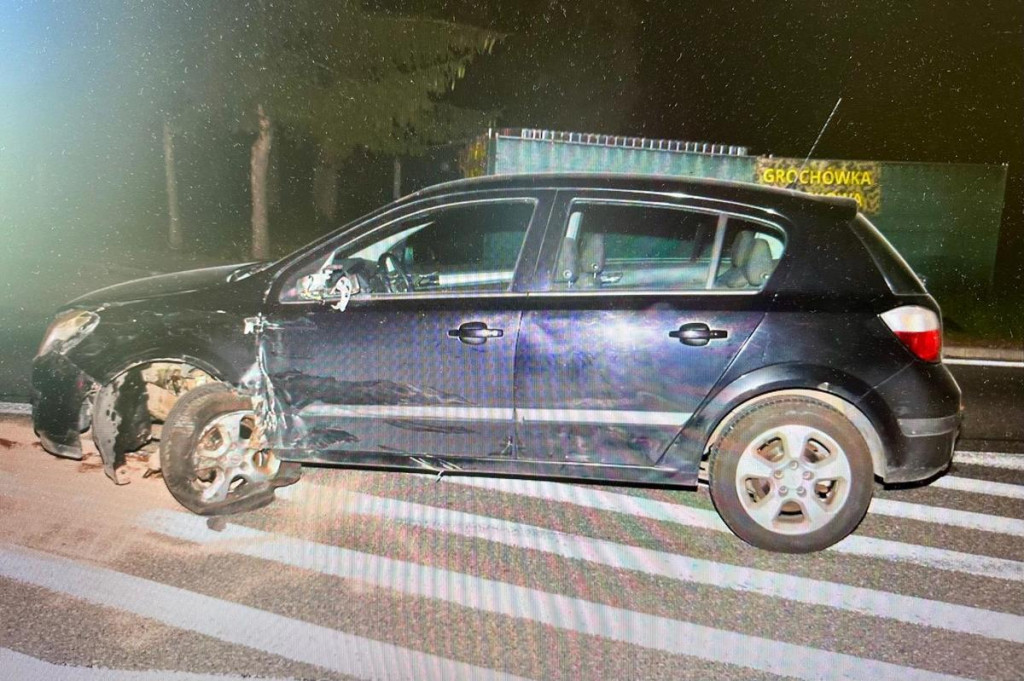 2 osoby w szpitalu po czołówce na DK16